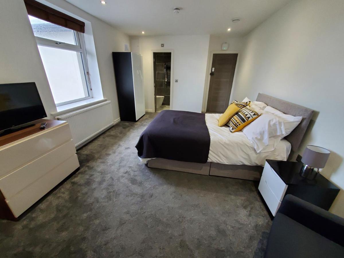 Eccles The Ashcroft Apartments Free Parking מראה חיצוני תמונה